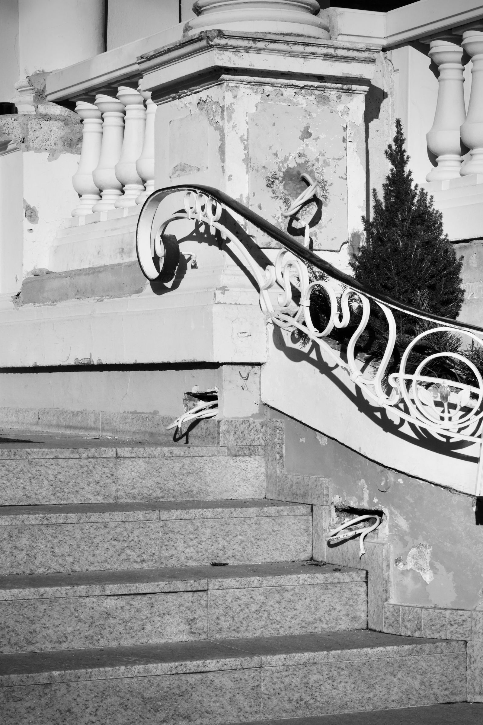 Scala con ringhiera in ferro decorata - Fabbro Antonio Vita Roma